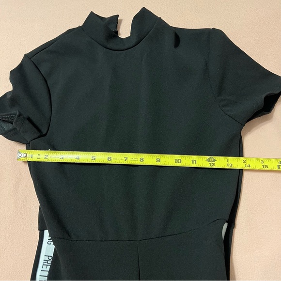 New jumpsuit- missing tag - Picture 7 of 9